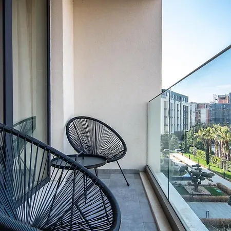 Apartamento With Pool Saints Constantine and Helena