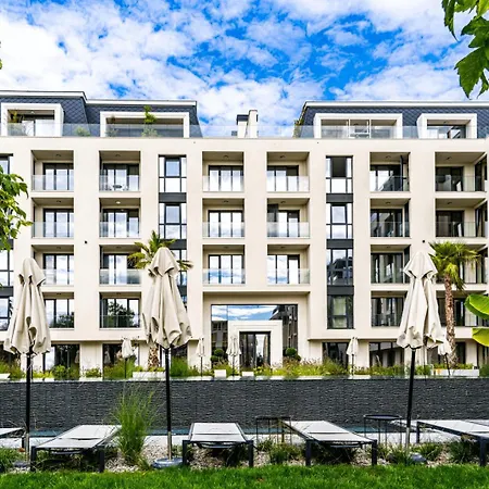 With Pool * Sweti Konstantin i Sweta Elena