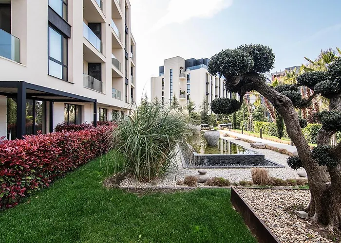 Apartament With Pool